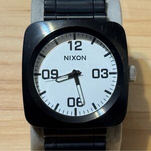 Nixon The Corporal Take Charge Volta PU Men's Watch PARTS OR REPAIR RUNS *READ*